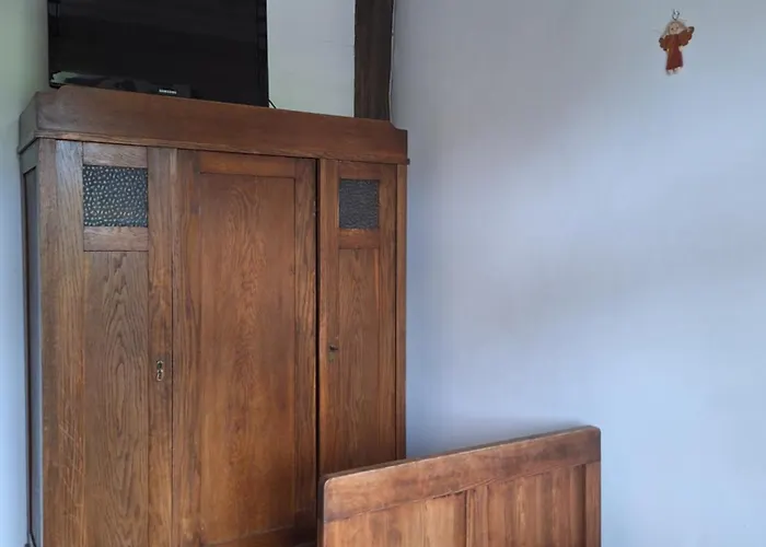 Folwark * Leszno (Greater Poland)